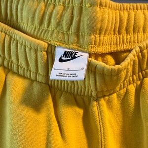Nike Men’s Bright Yellow Sweatpants